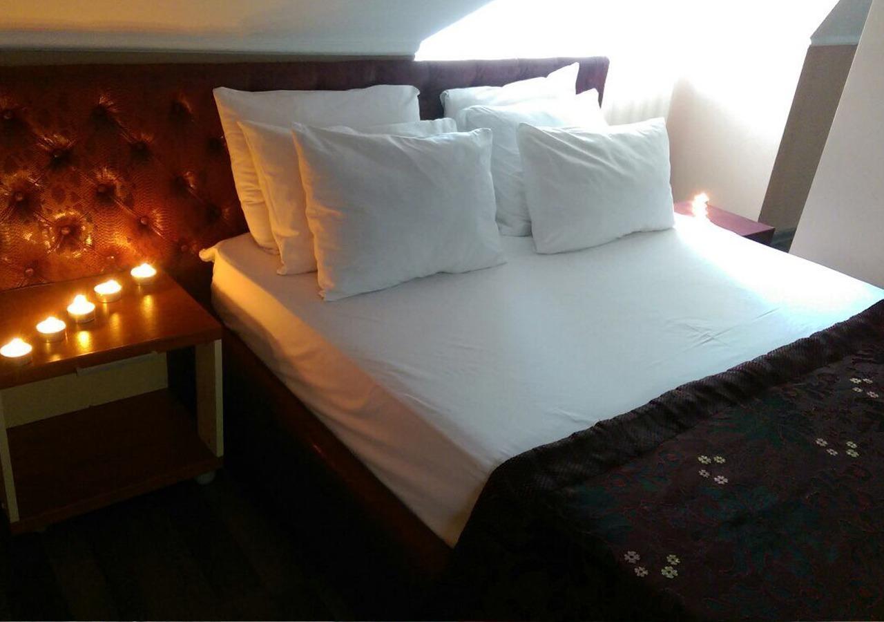 Emperum Nelson Hotel 키시나우 외부 사진